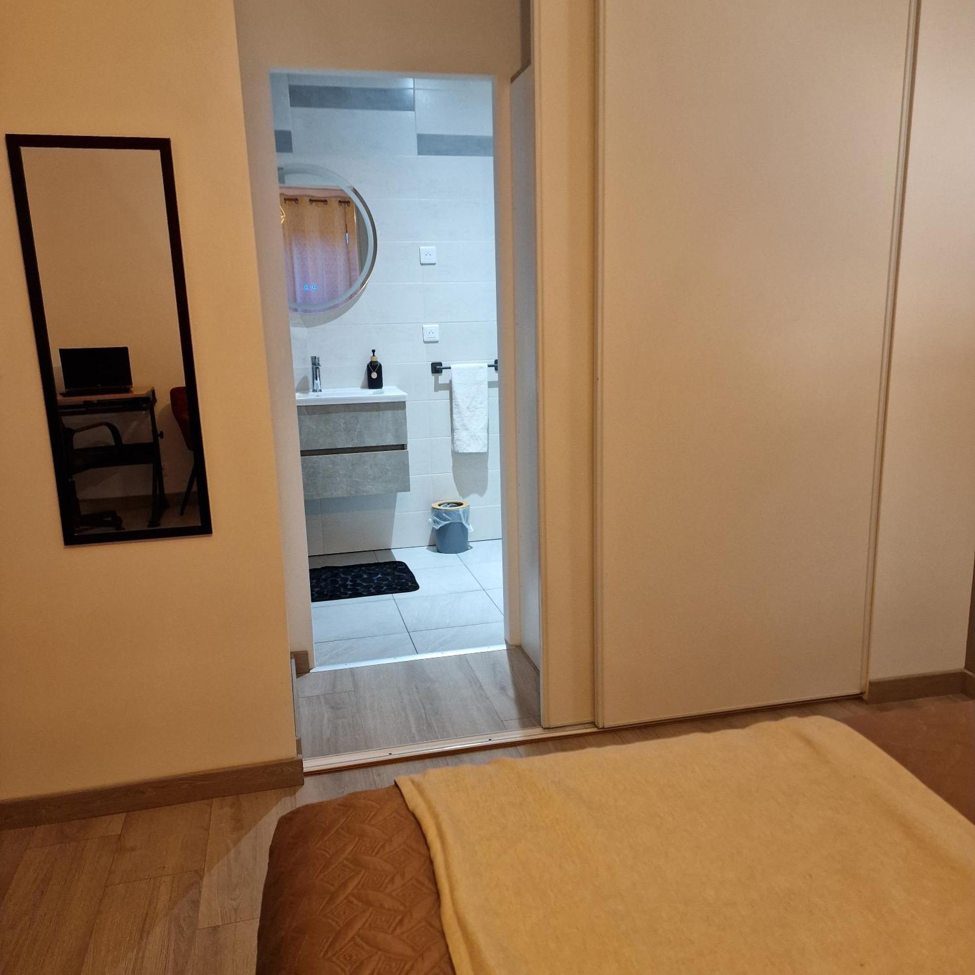 Les Chambres De Sandra Nurieux-Volognat Экстерьер фото